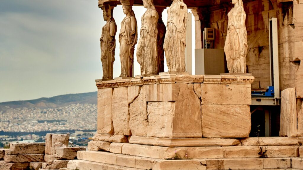 How Turkmenistan Facebook bloggers can collaborate with Iran advertisers in 2025