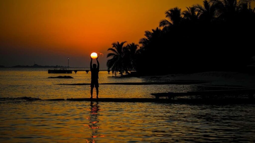 2025 Şweýsariýa WhatsApp Täze Türkmen bazary üçin reklamalar nyrhlary