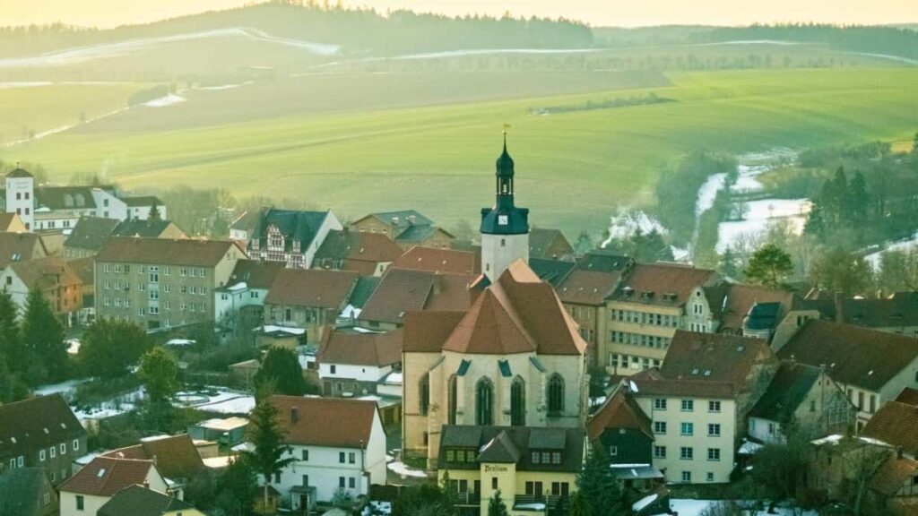 2025 Birleşen Patyşalyk Pinterest Täjirçilik Nyrhlary