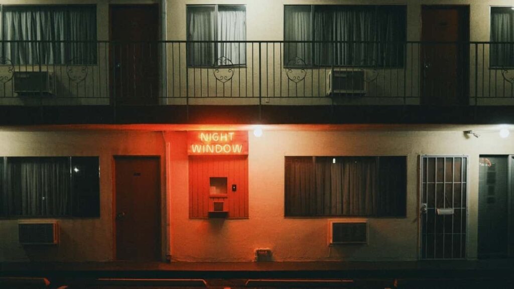 Italiýaly Shopee döredijileri üçin möwsümleýin marketing äheňindäki mümkinçilikler we üstünlik gözlegleri.