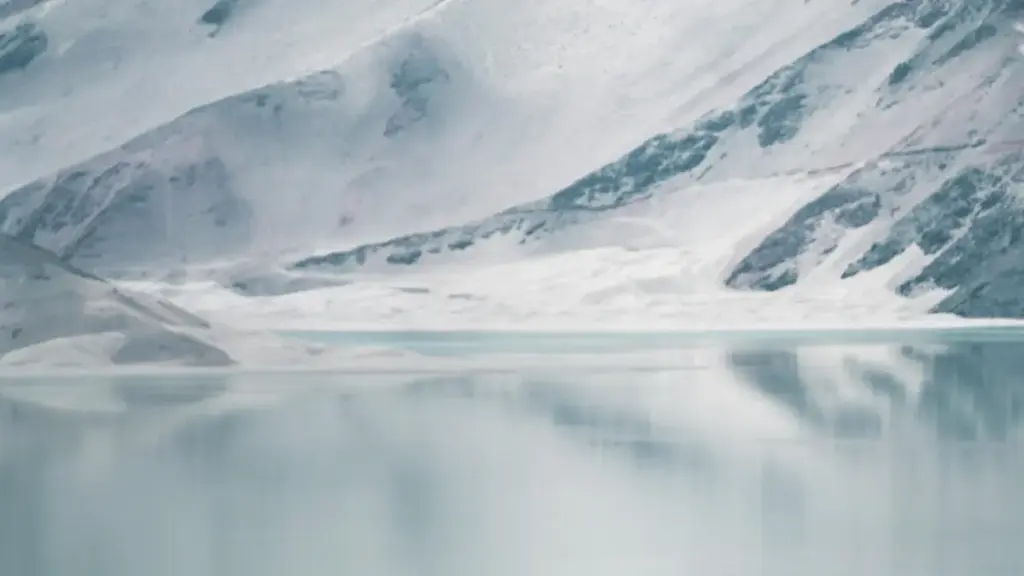 Azerbaýjan Shopee döredijilerini tapyp, möwsümleýin moda tendensiýalaryny görkezmegiň peýdaly usullary.