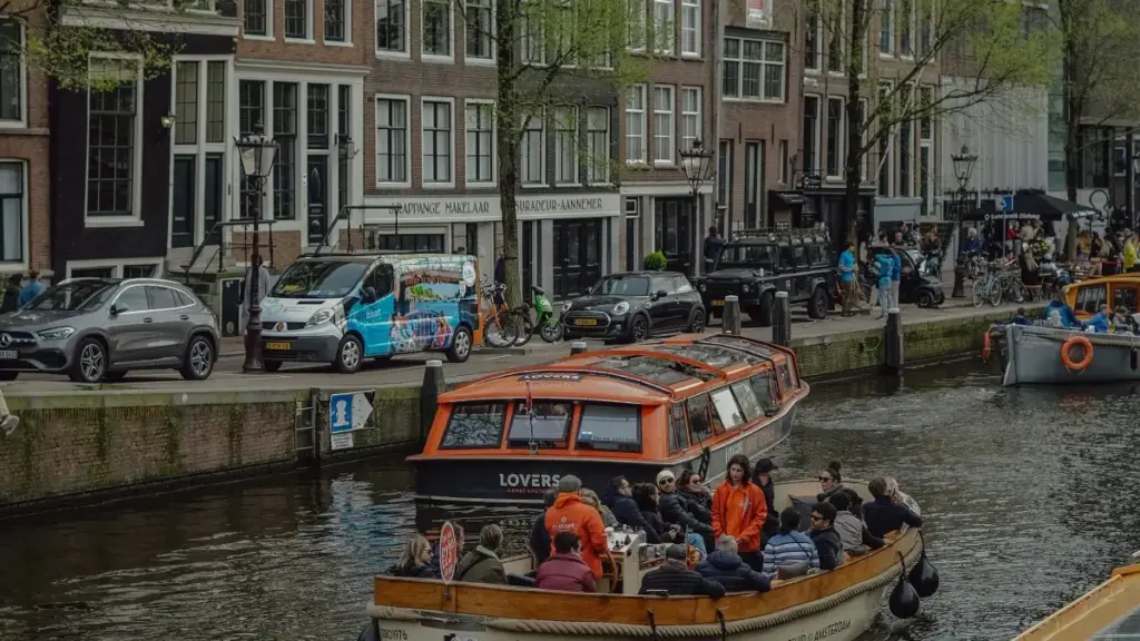 Montenegro Lazada döredijilerini tapmak we dörediji ýörite okuw serilerini başlatmak üçin peýdaly maslahatlar we analizler.