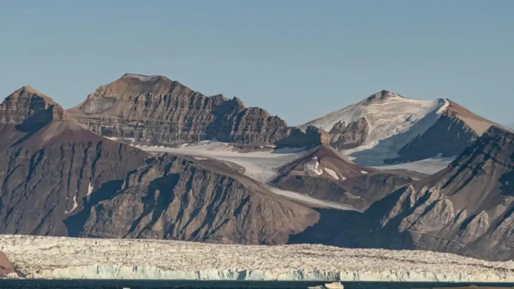 BAE-de Clubhouse döredijilerini nädip tapmaly we önümiňizi netijeli ýaýratmaly — ýerli tejribeler we marketing maslahatlary.