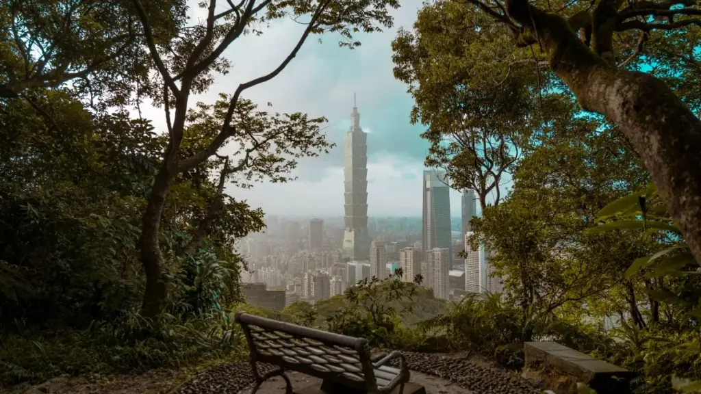 Irák TikTok döredijilerini tapmak, deňeşdirmek we kampaniýa giňeltmek üçin praktiki ýol-ýörelgeler, lokal trendler we ölçegler — reklamalar üçin gysga, ýöne işjeň ýörelge.