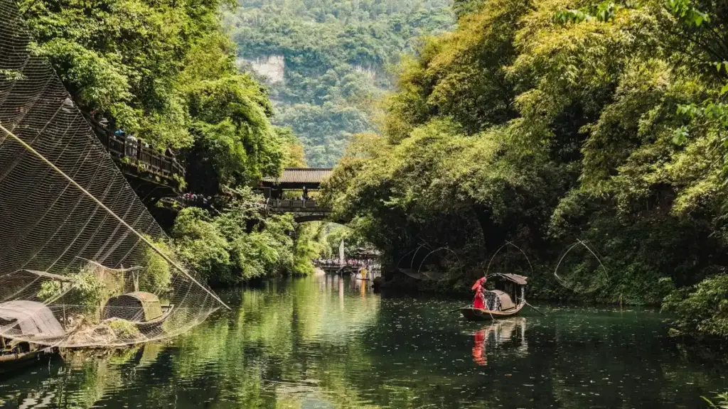 Georgiýa bazarynda wellness kampaniýasy üçin Facebook-da brendlere ýetmegiň praktik, lokalizirlenen gollanmasy — ädimme-ädim hyzmatdaşlyk, mesaj şablonlary we howpsuzlyk maslahatlary.