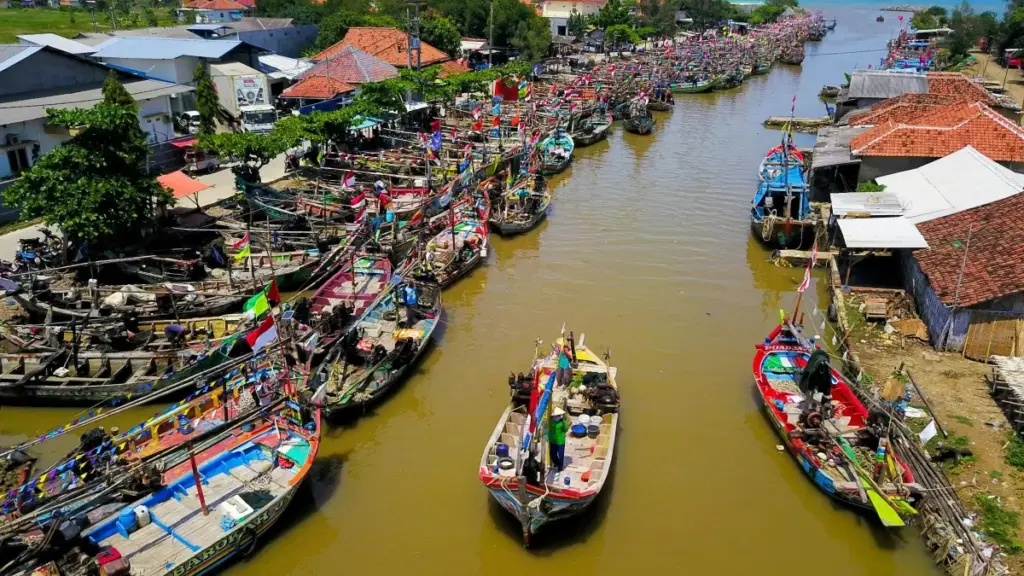 SoundCloud-da Tanzaniýa brendlerini tapmak we olary oyun açarlary üçin giveaway gurnamaga synanyşyk: strategiýa, kontakt usullary we regiona mahsus maslahatlar.
